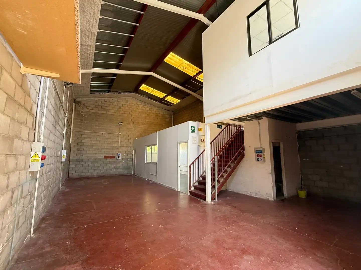 Industrial building for sale in Calle Manufactura, imagen 2