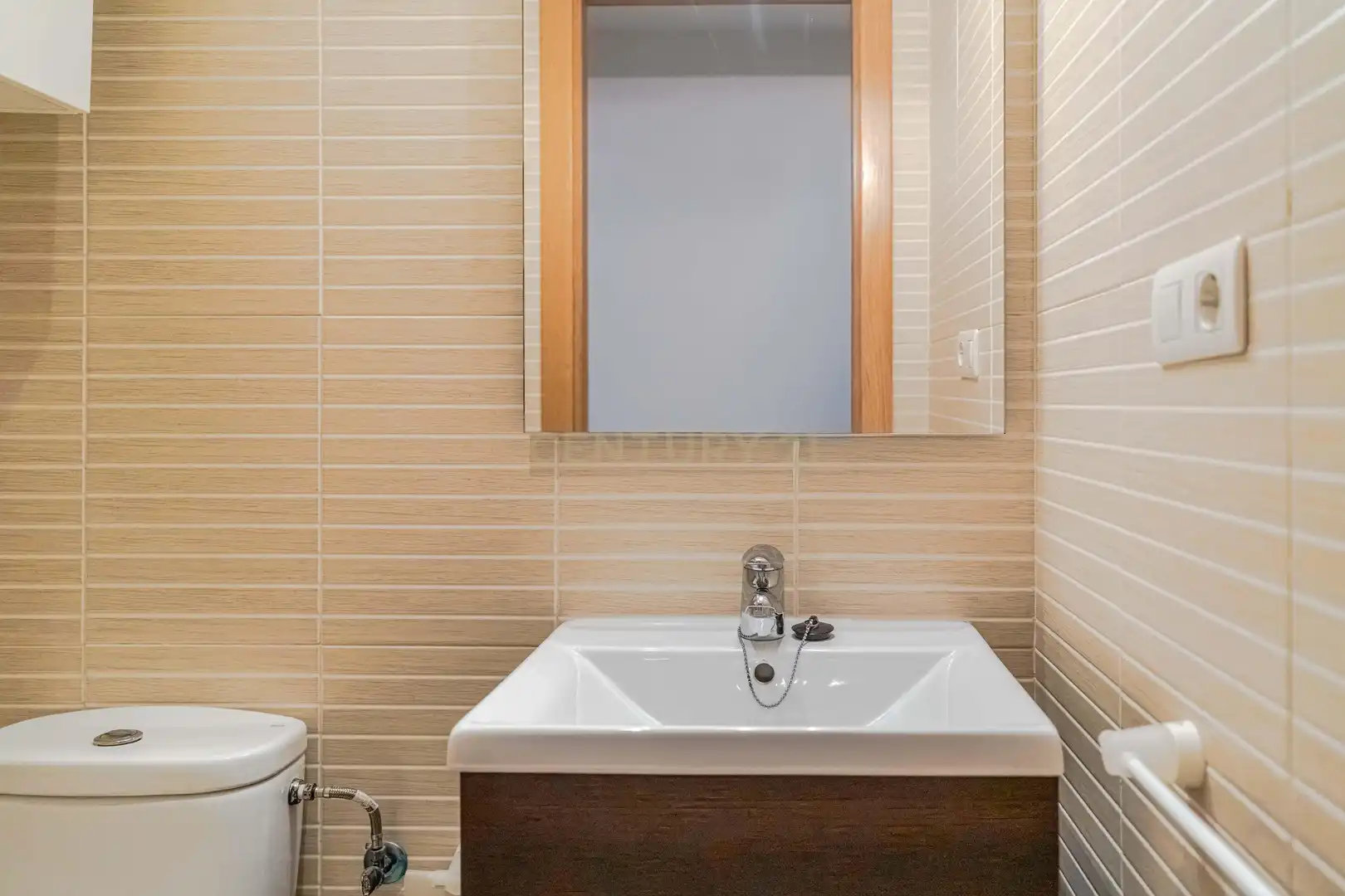 Bathroom of Apartments for sale in Ítrabo, Granada