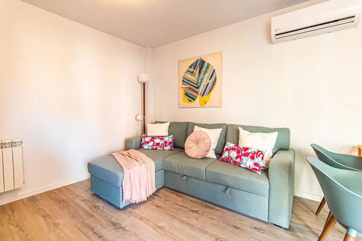Living room of Flat for sale in Madrid  with Air Conditioner, Heating and Terrace