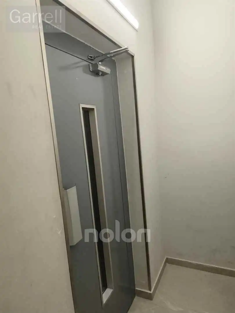 Piso en venta en Barcelona con Terraza