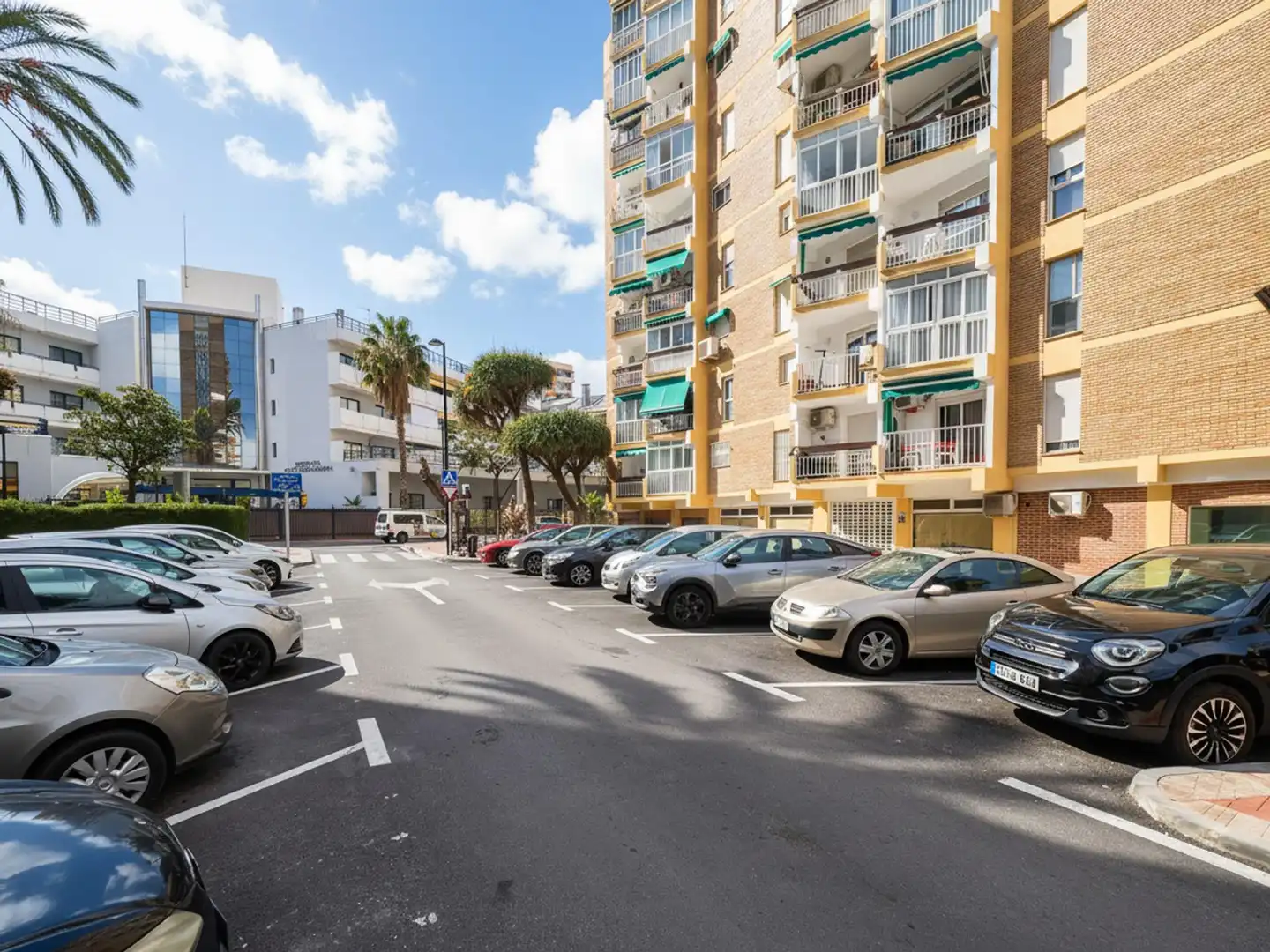 Vista exterior de Estudio en venta en Benalmádena con Terraza y Amueblado