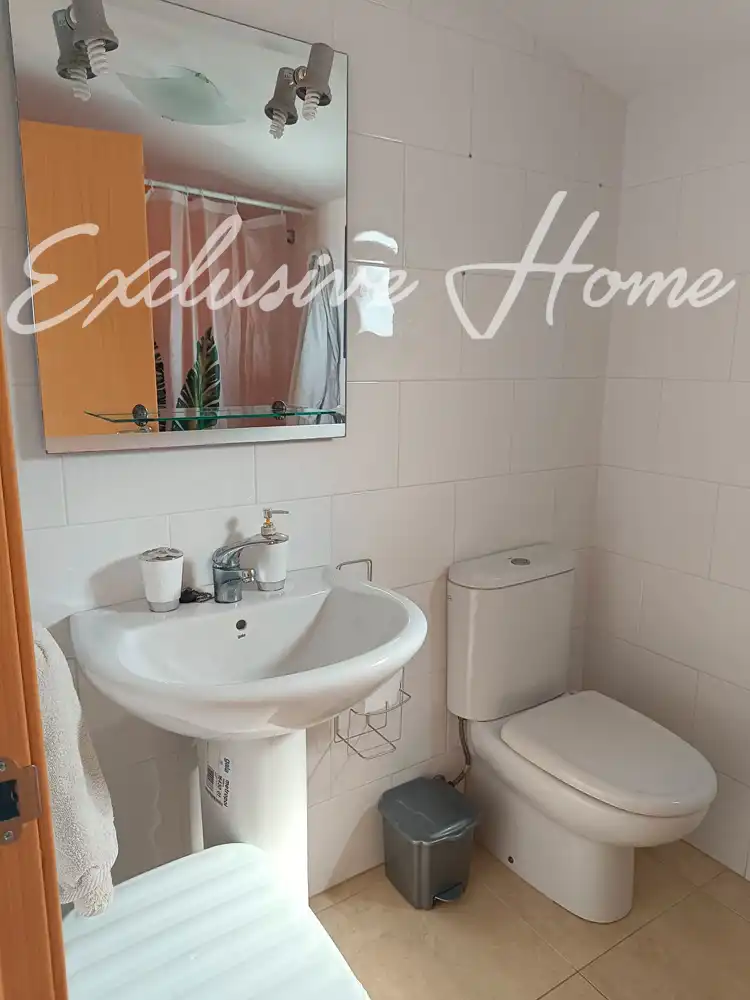 Bathroom of Attic for rent in Benicarló  with Air Conditioner, Terrace and Furnished