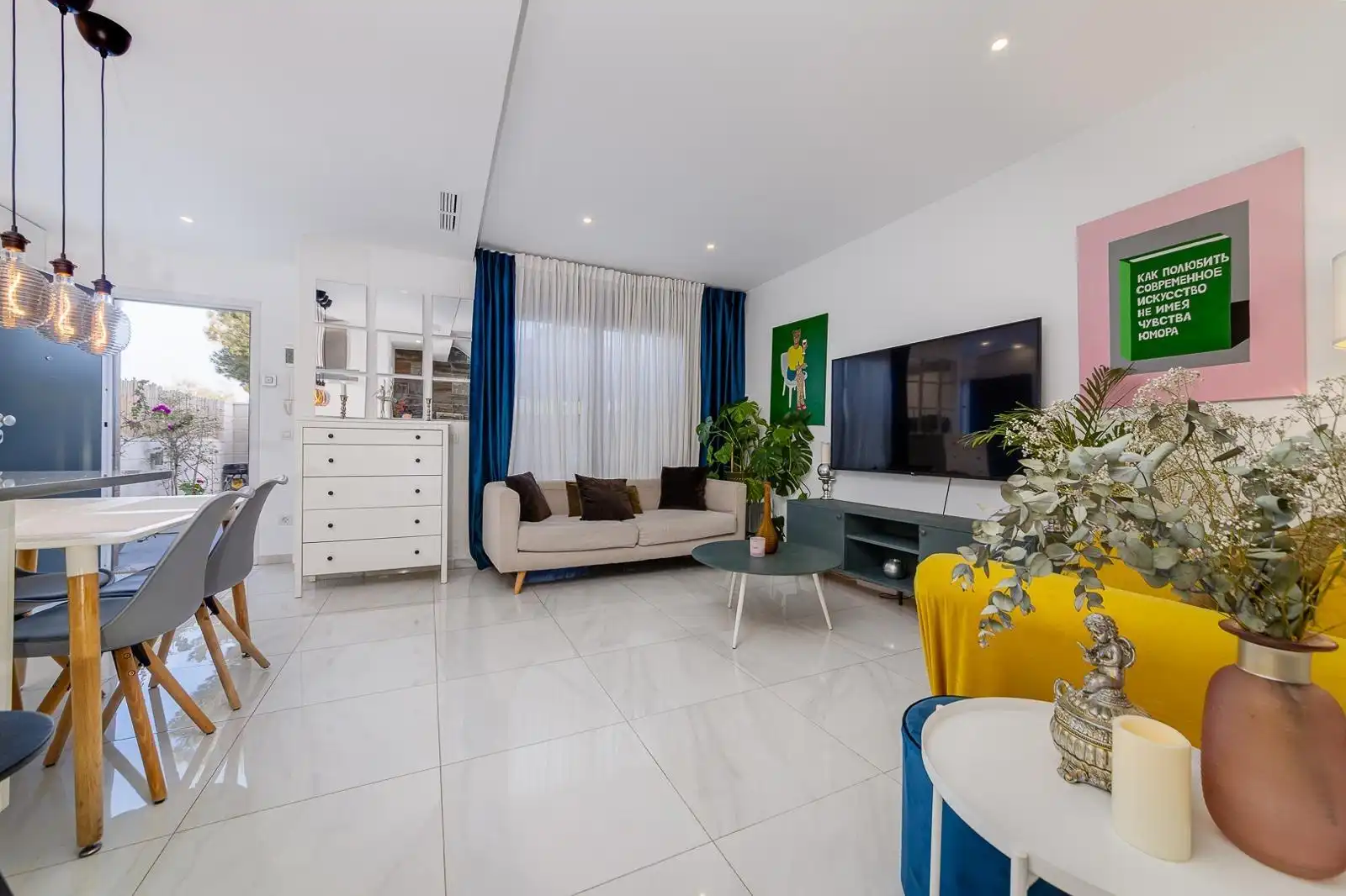 Sala de estar de Casa o chalet en venta en Orihuela con Aire acondicionado, Calefacción y Jardín privado