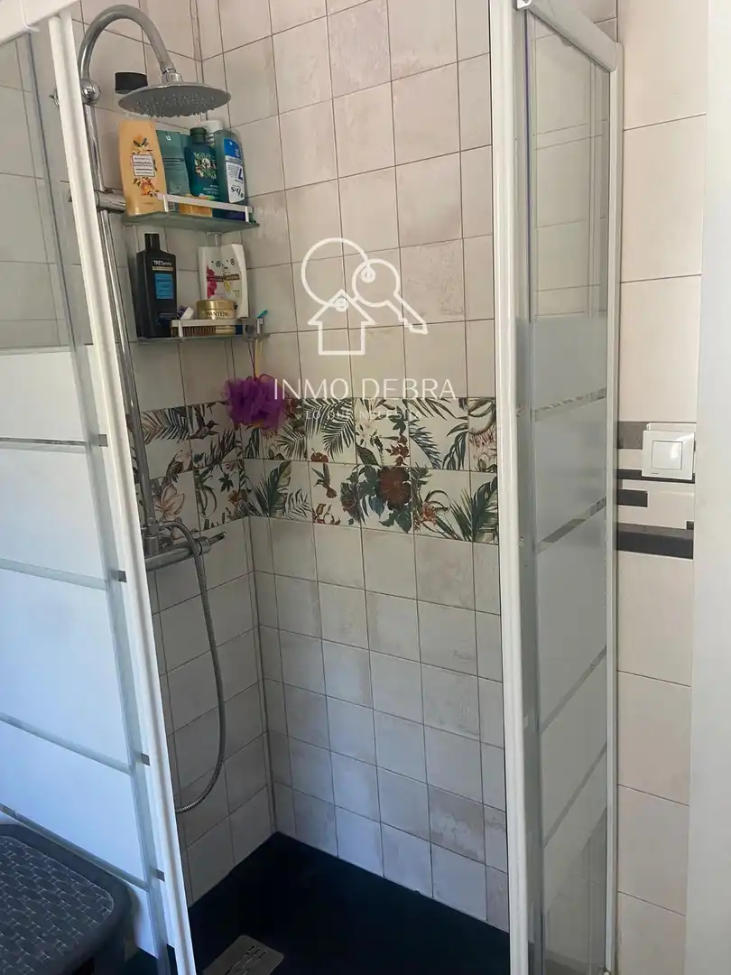 Baño de Piso en venta en Castrillón con Terraza, Amueblado y Horno