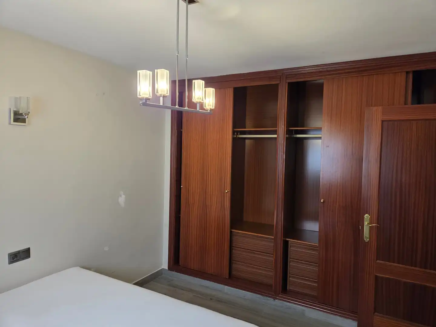 Habitación de Piso de alquiler en Rincón de la Victoria con Aire acondicionado, Terraza y Trastero