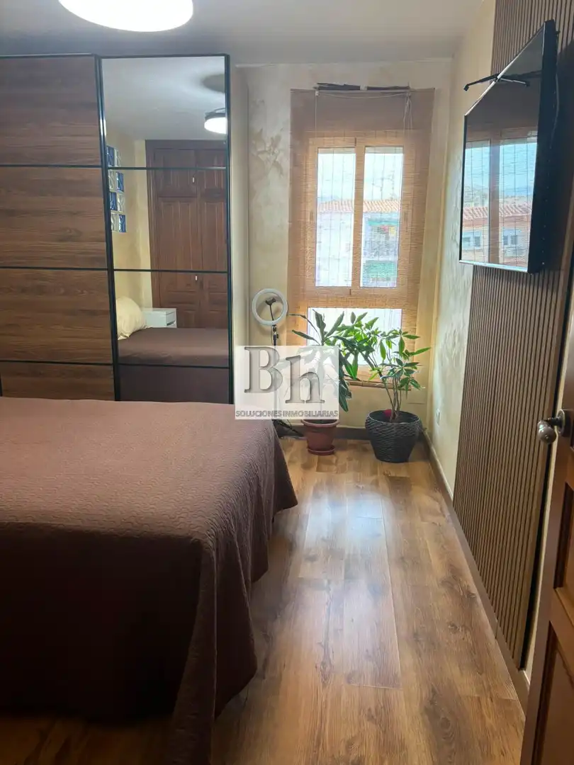 Schlafzimmer von Wohnung zum Verkauf in Málaga mit Klimaanlage, Privatgarten und Parkett