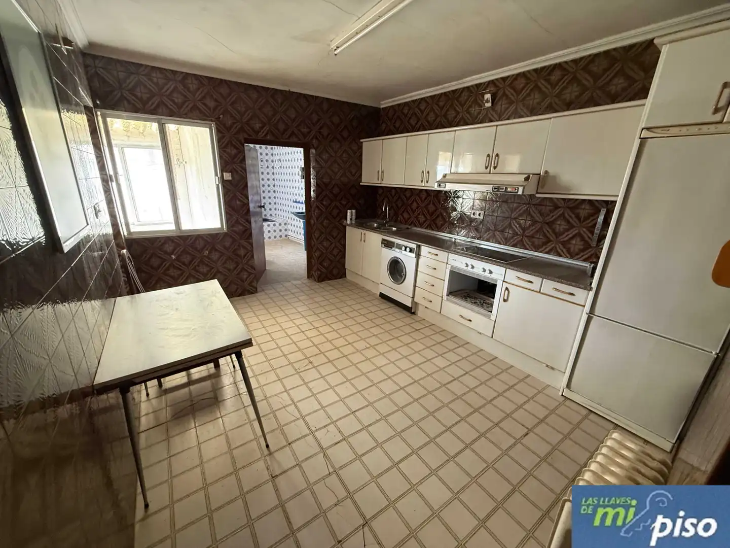 Cocina de Casa o chalet en venta en Aguilar de Campos con Calefacción, Jardín privado y Terraza