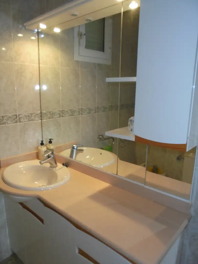 Badezimmer von Wohnungen zur Miete in Benicasim / Benicàssim mit Privatgarten, Terrasse und Möbliert
