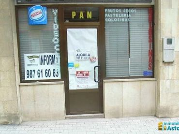 Locale commerciale in affitto a Astorga