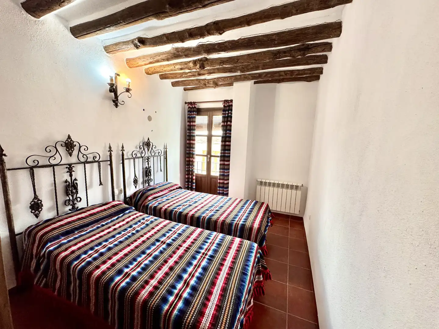Bedroom of Buildings for sale in Juviles  with Alarm