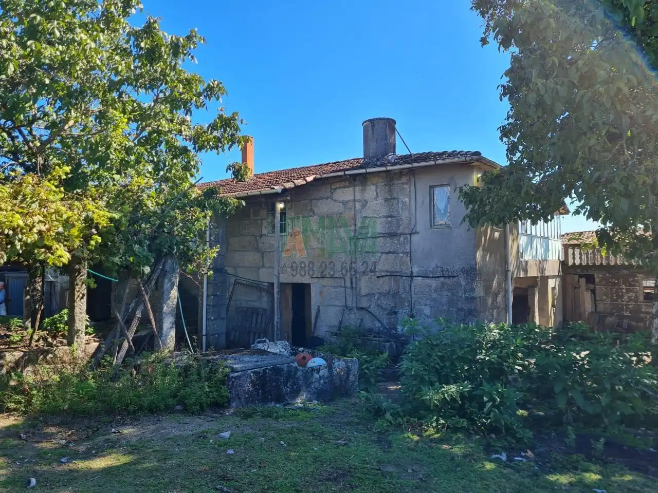 Casa rústica amb jardí en venda a Amoeiro, imagen 5