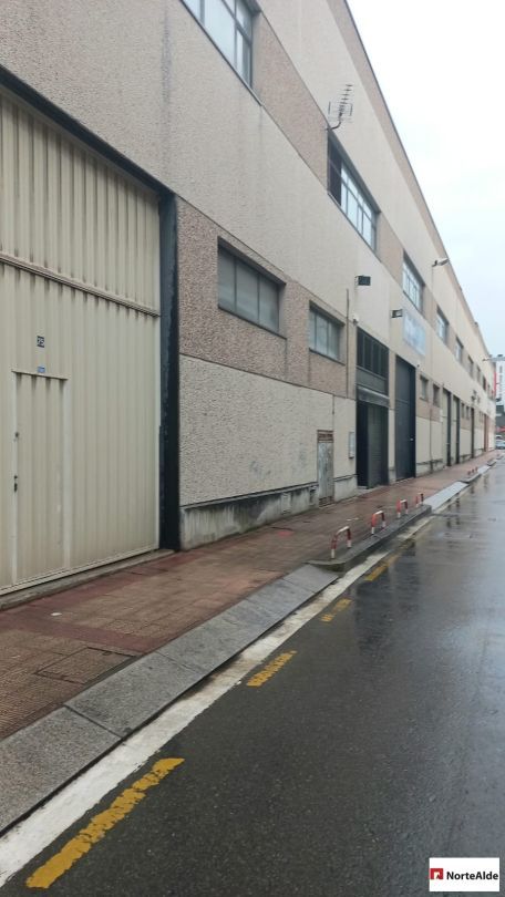 Local de alquiler en Bagatza - San Vicente