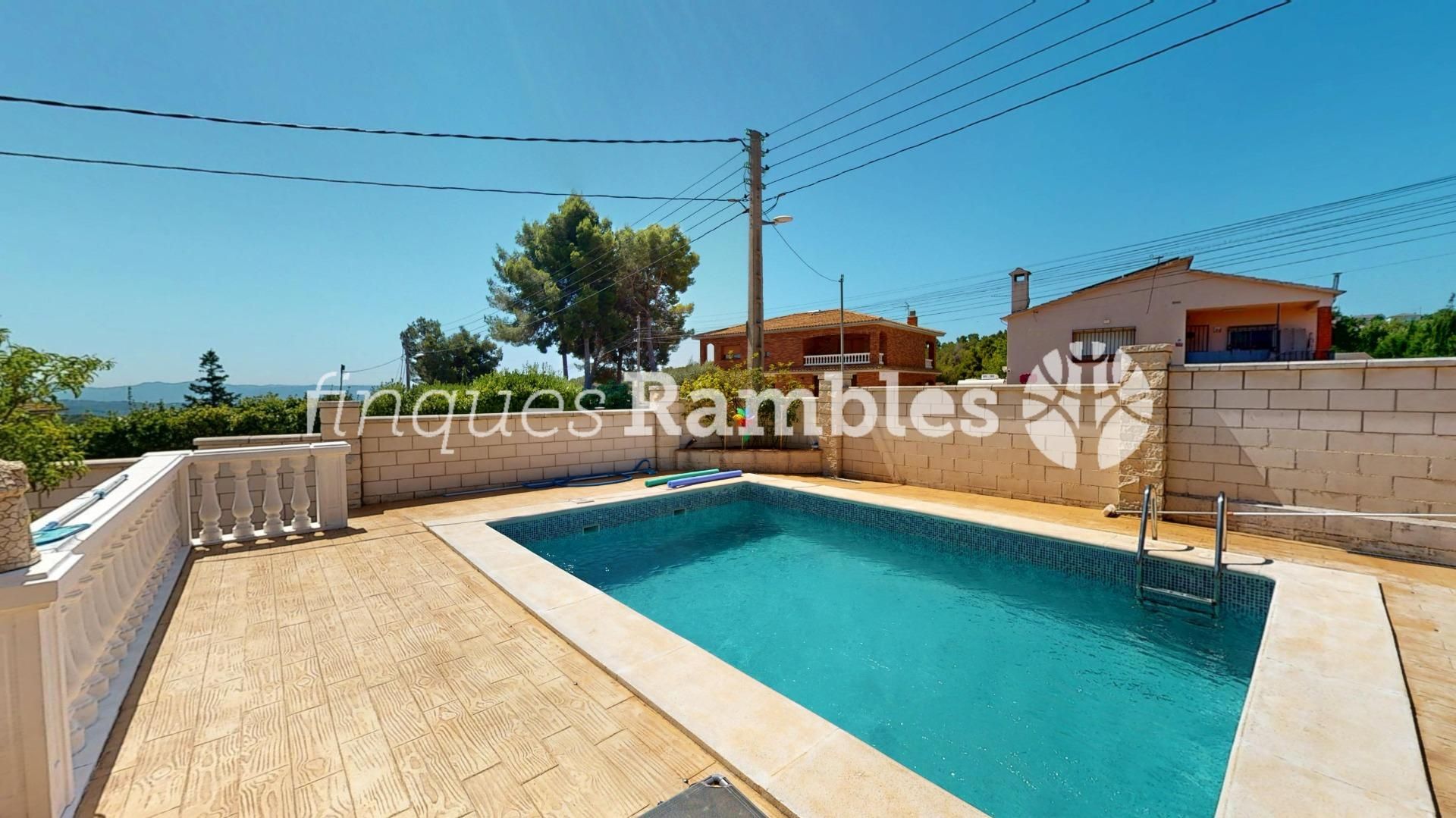 Piscina de Casa o xalet en venda en Cabrera d'Anoia amb Aire condicionat, Calefacció i Jardí privat