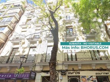 Pis amb ascensor en venda a BLASCO DE GARAY 21