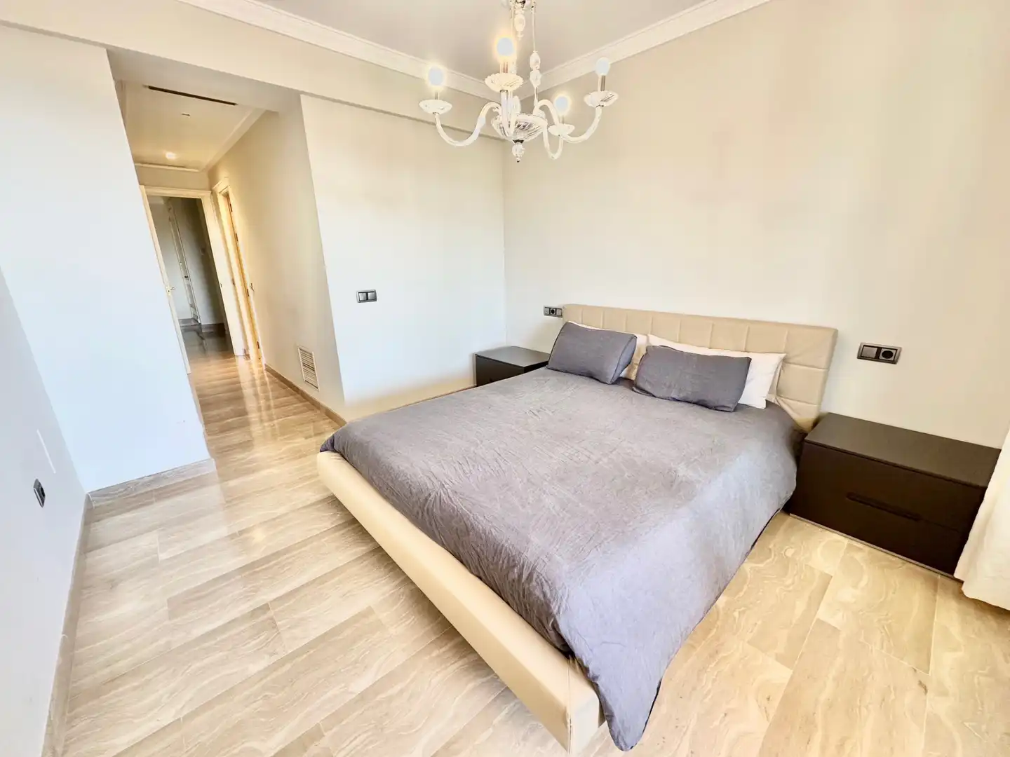 Apartamento con piscina en venta en Milla de Oro, imagen 16