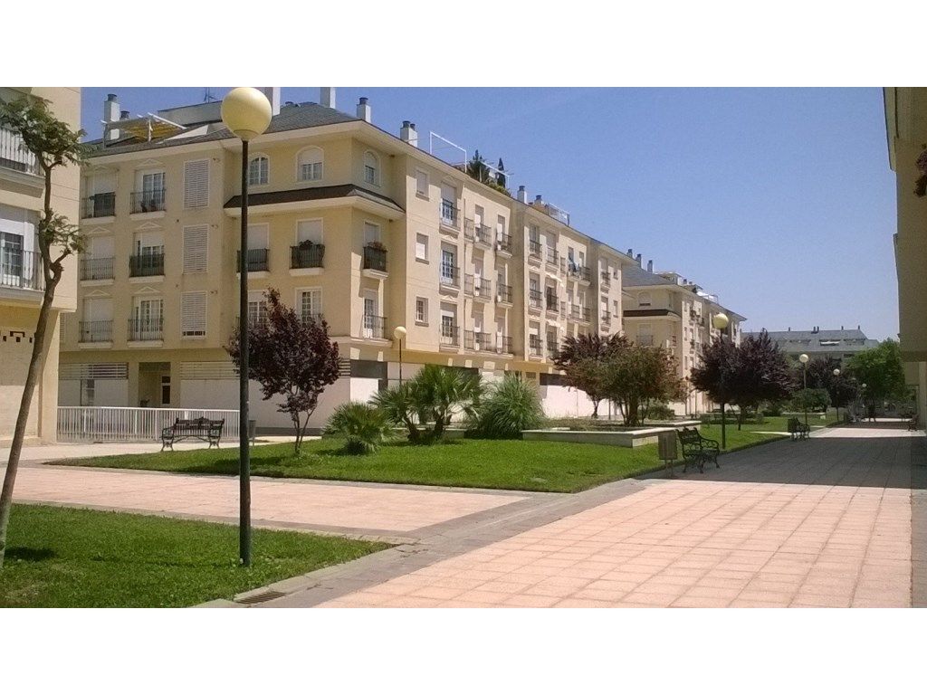 Apartment to rent in Avenida Elvas