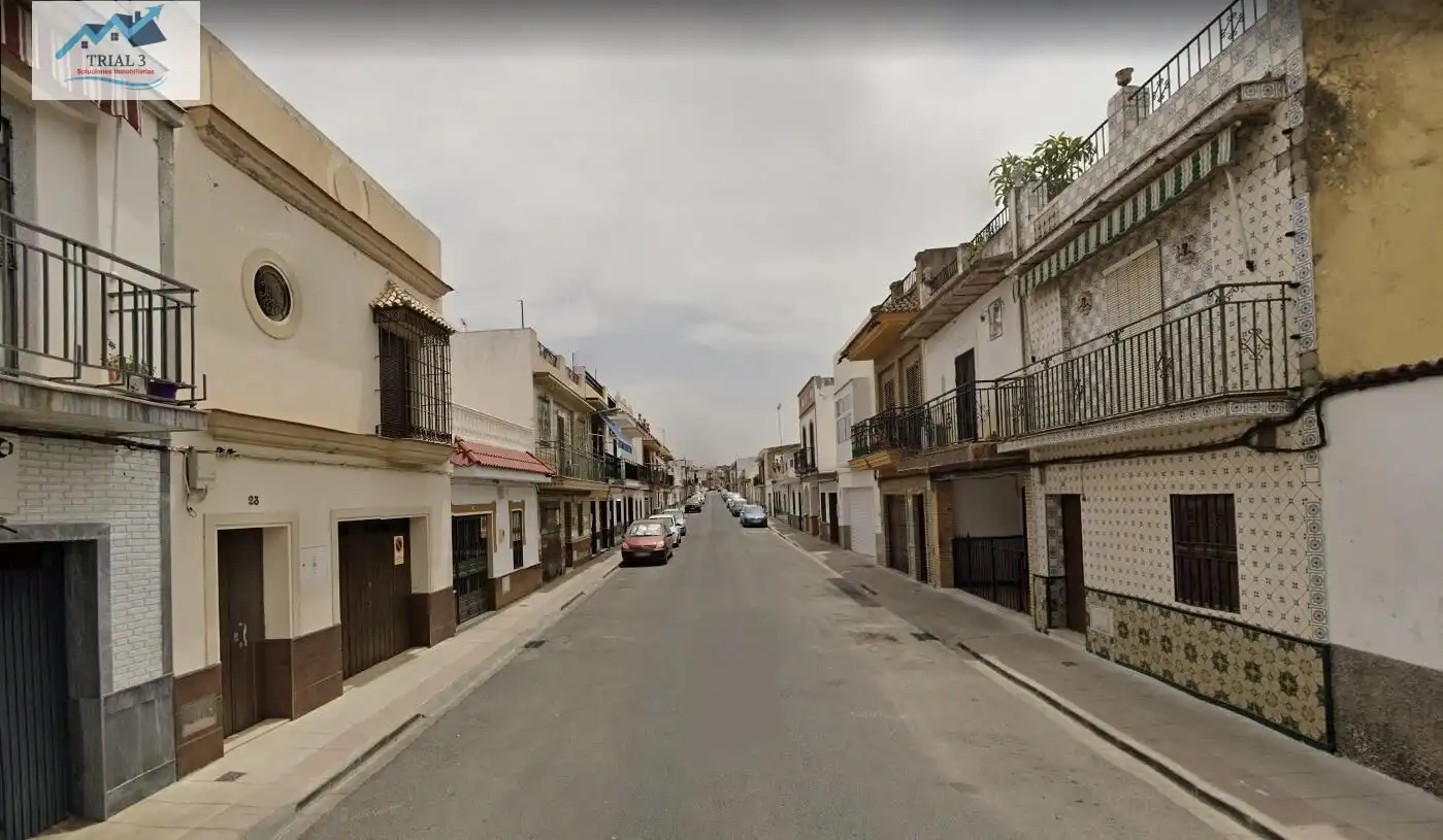House with garden for sale in Centro - Doña Mercedes