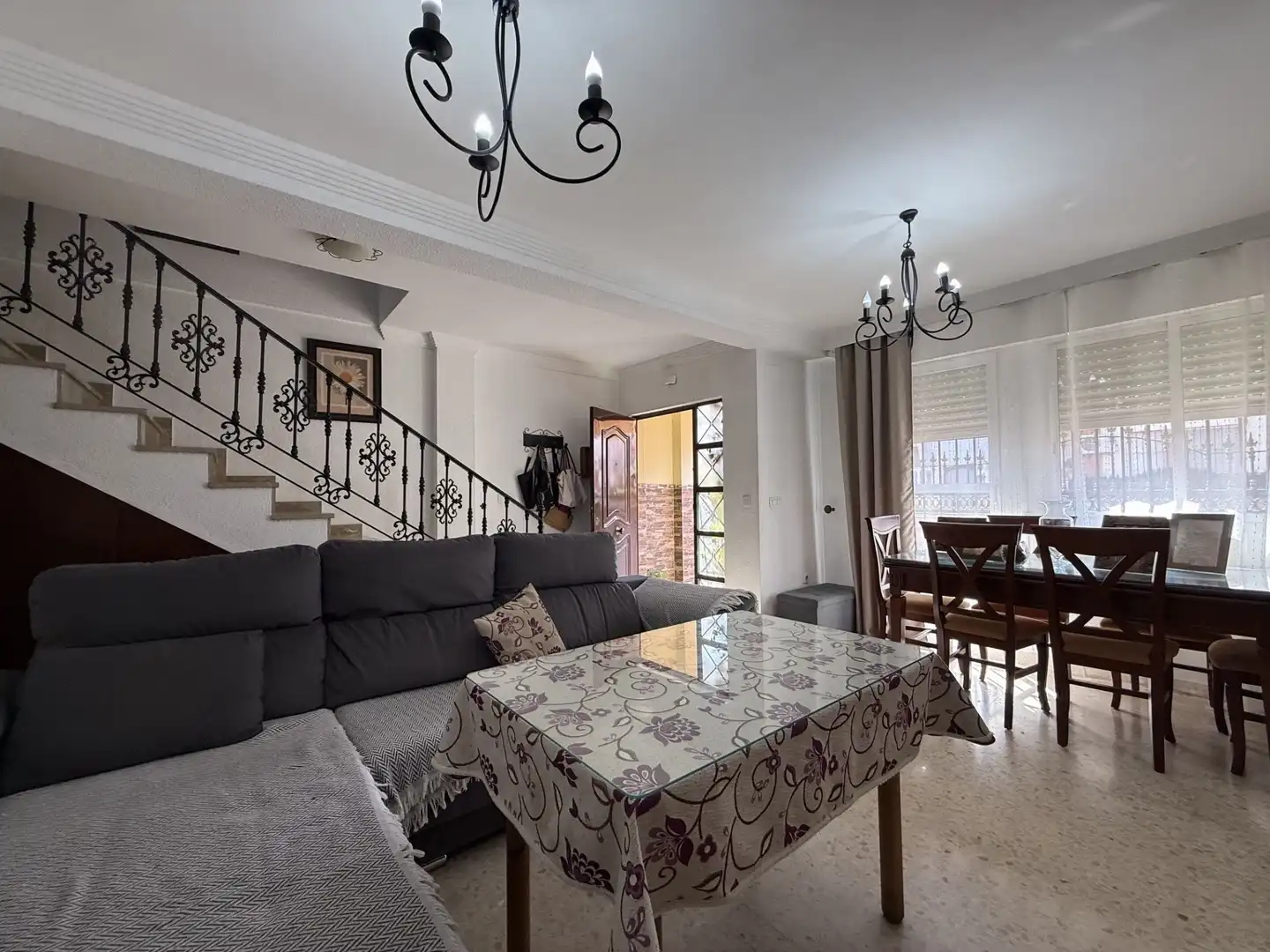 Sala de estar de Casa adosada en venta en Aljaraque con Aire acondicionado