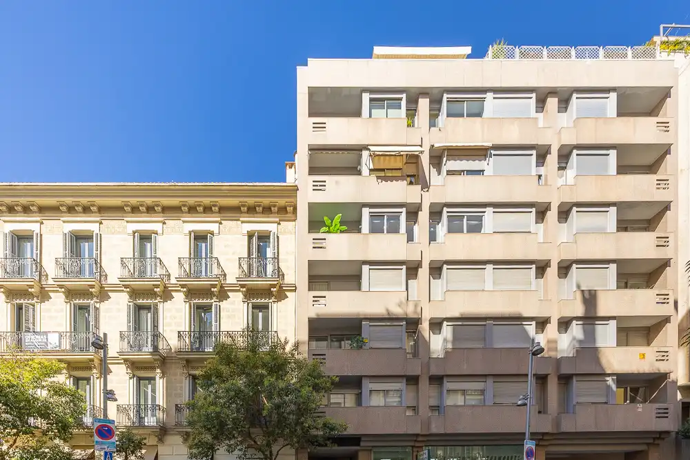 Vista exterior de Piso en venta en Madrid con Calefacción, Amueblado y Balcón