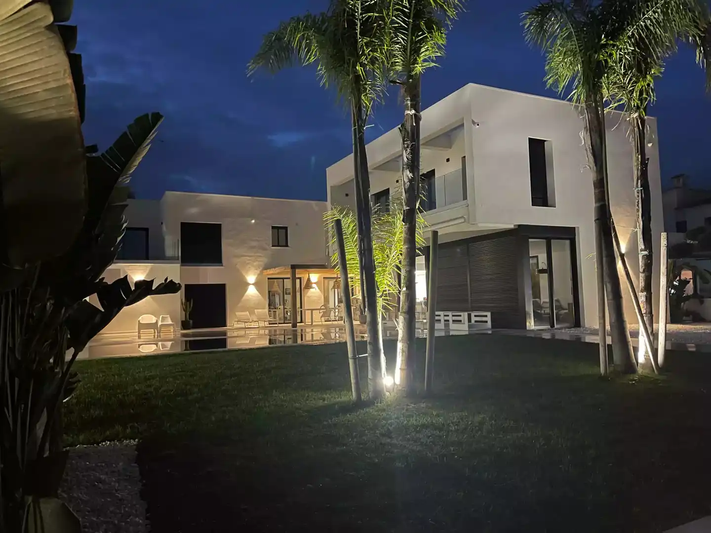Vista exterior de Casa o chalet en venta en Empuriabrava con Aire acondicionado, Calefacción y Terraza