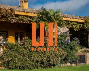 Vista exterior de Casa o xalet en venda en Valdemorillo amb Jardí privat, Parquet i Terrassa