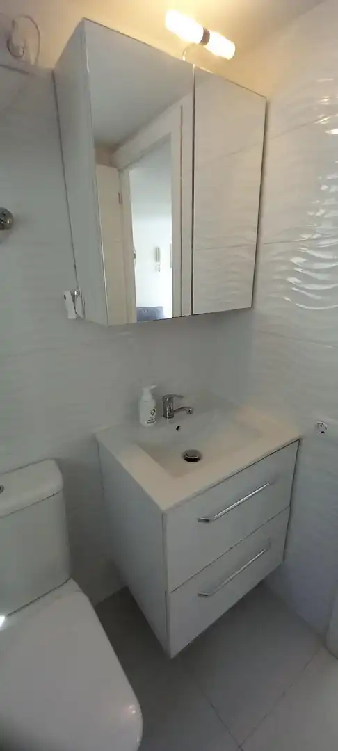 Baño de Piso de alquiler en Las Palmas de Gran Canaria con Terraza y Amueblado