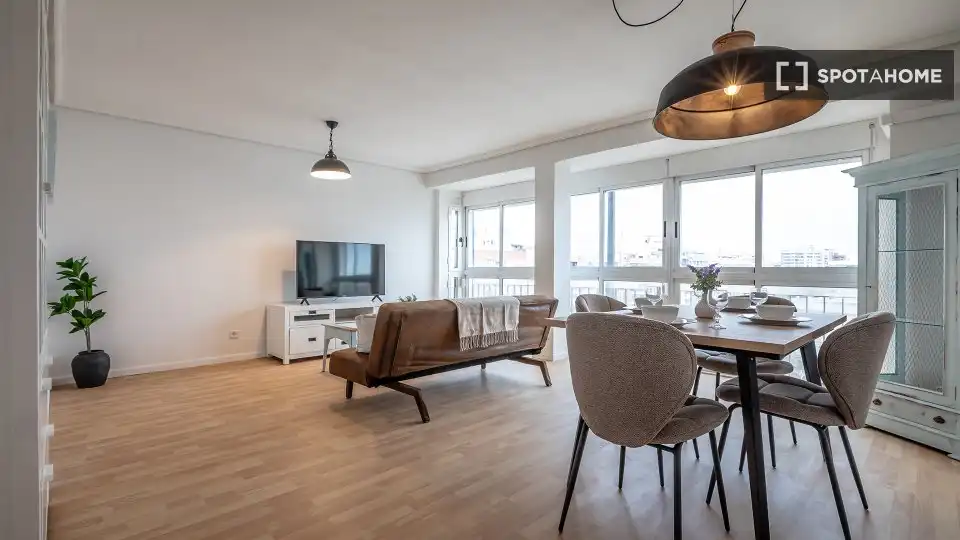 Flat for rent in Valencia, Valencia