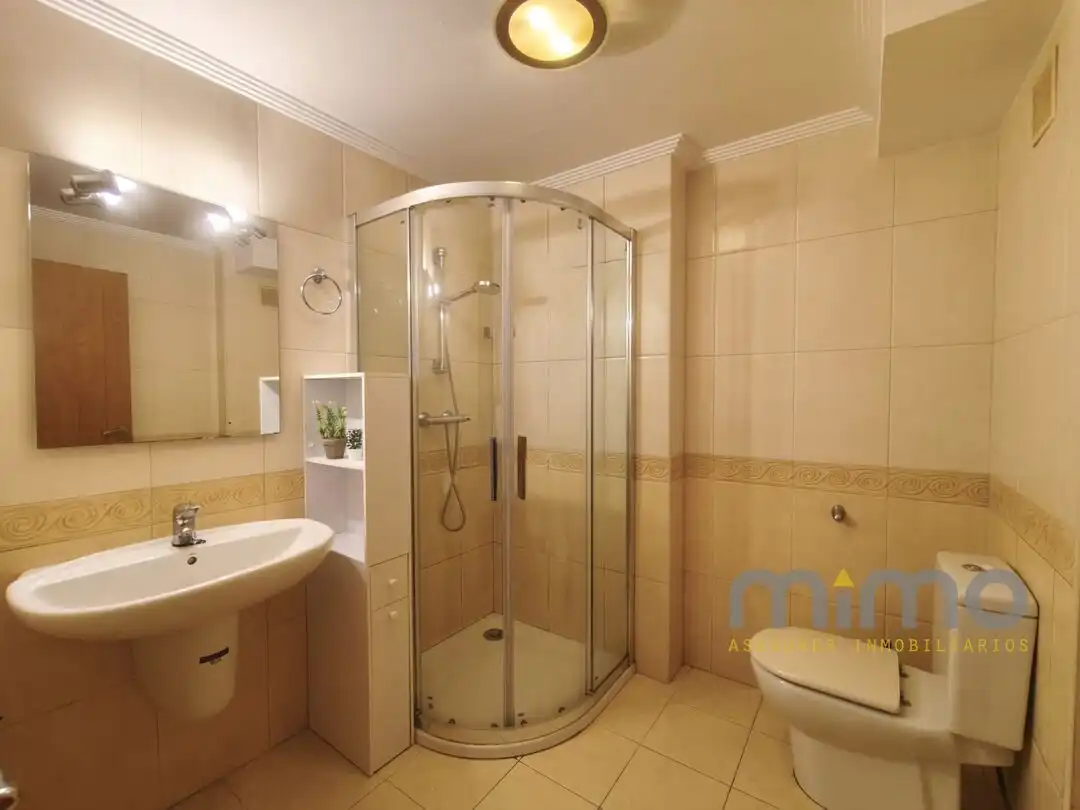 Baño de Piso en venta en Errenteria con Calefacción, Trastero y Balcón