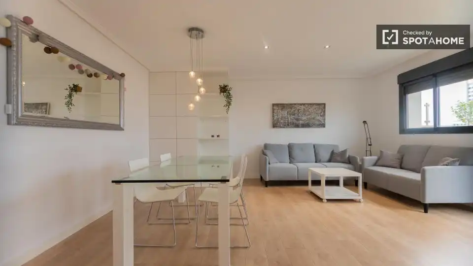Living room of Apartments for share in Valencia  with Air Conditioner, Terrace and Furnished