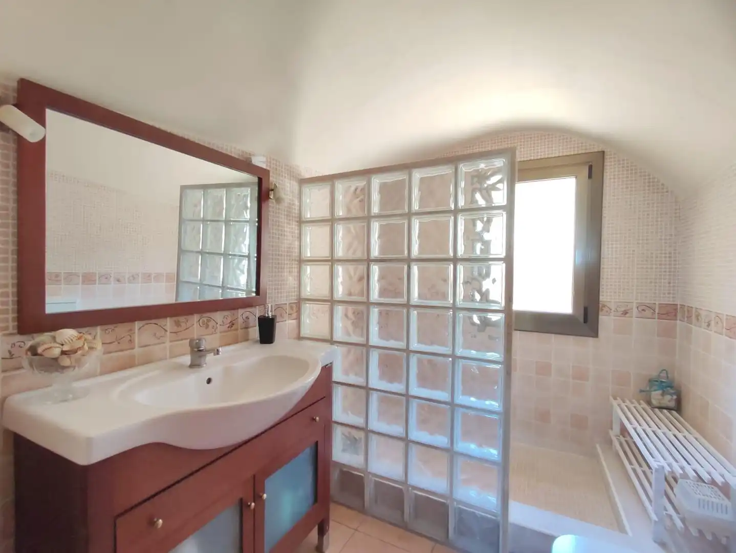 Baño de Casa adosada en venta en Castellgalí con Aire acondicionado, Calefacción y Jardín privado