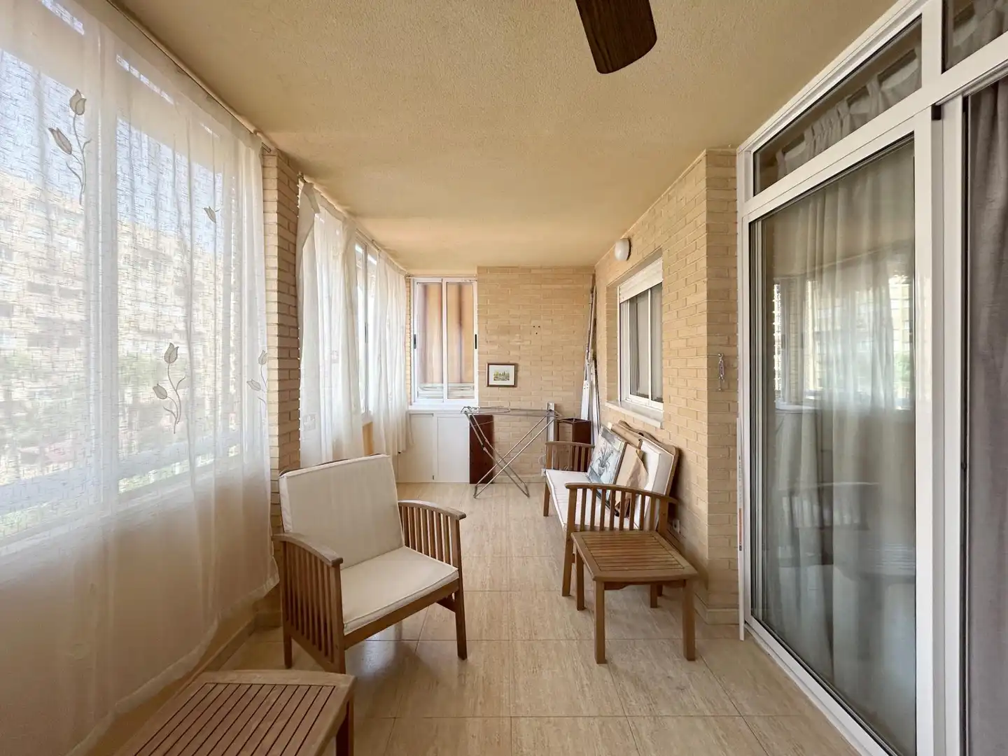 Terrassa de Apartament en venda en Alicante / Alacant amb Terrassa, Balcó i Alarma