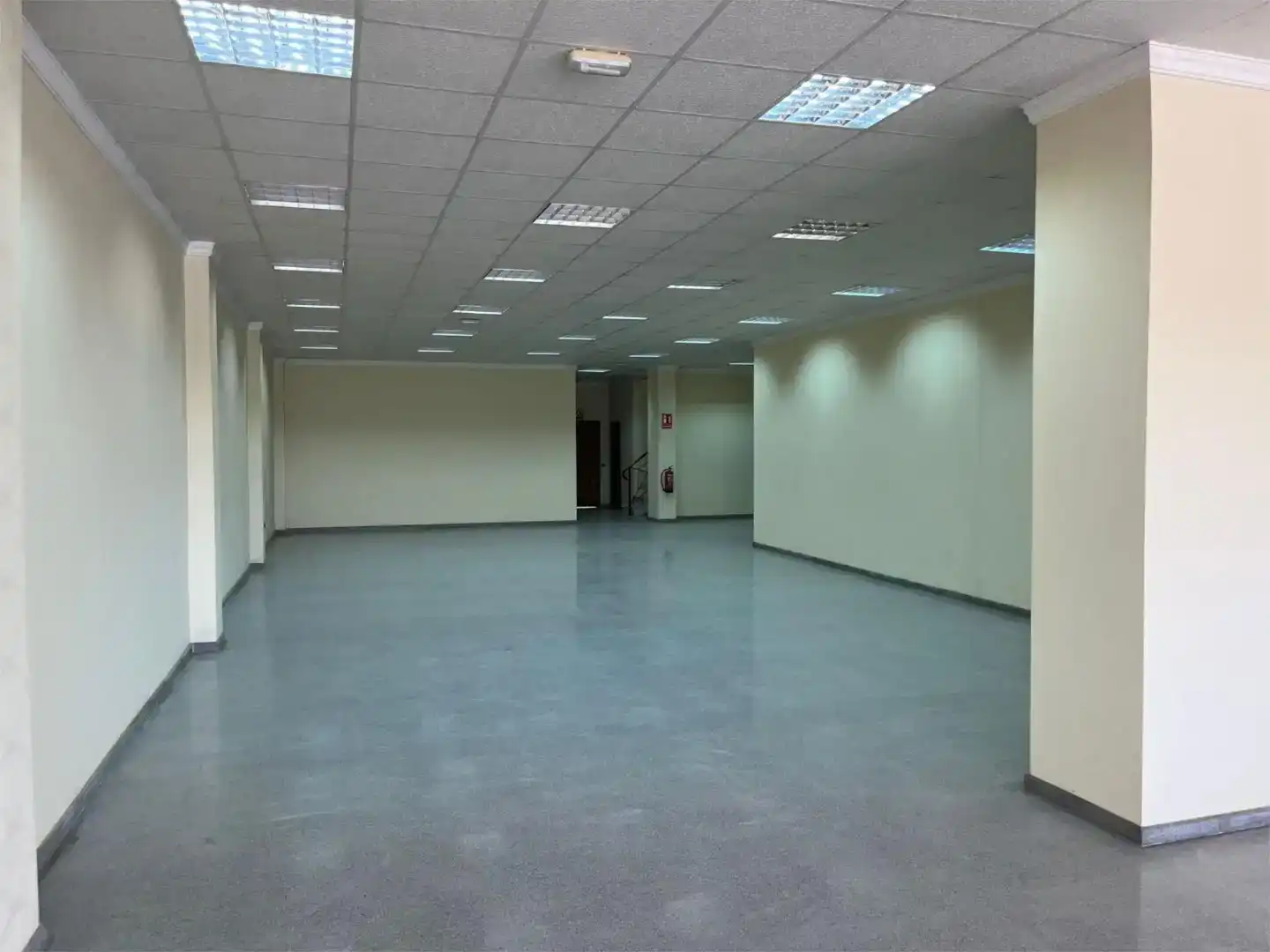 Nave industrial en venta en La Puebla del Río