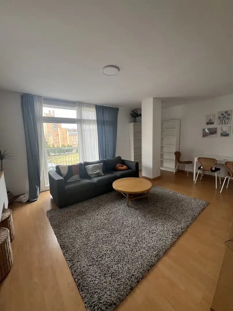 Sala de estar de Piso de alquiler en Girona con Calefacción, Terraza y Trastero