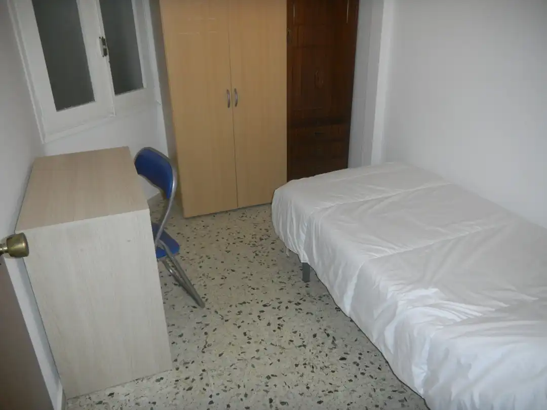 Schlafzimmer von Wohnung zur Miete in Tarragona mit Heizung, Möbliert und Ofen