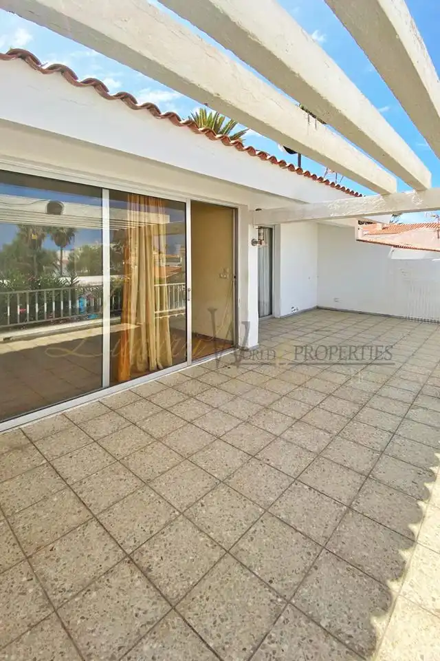 Terrassa de Apartament en venda en Adeje amb Terrassa i Piscina comunitària