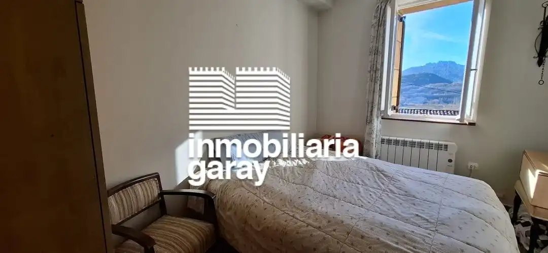 Habitación de Casa o chalet en venta en Valle de Valdebezana con Calefacción, Jardín privado y Balcón