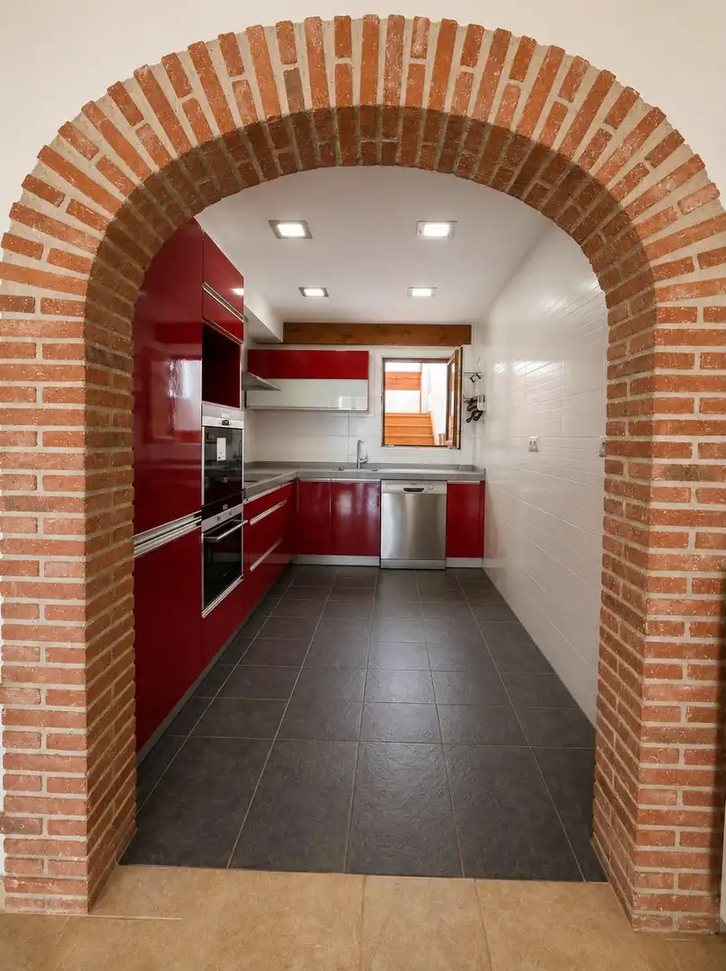 Cocina de Casa adosada en venta en Riotuerto con Calefacción y Terraza