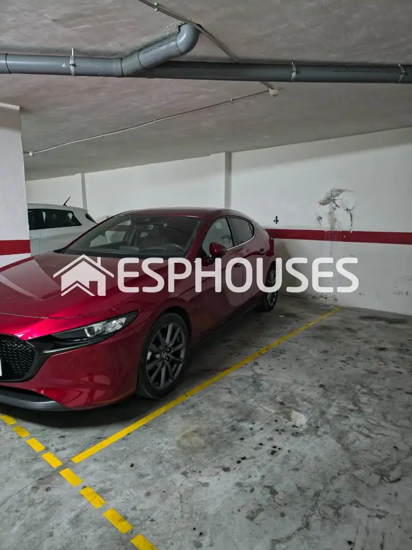 Parking de Apartamento en venta en Guardamar del Segura con Aire acondicionado, Amueblado y Balcón