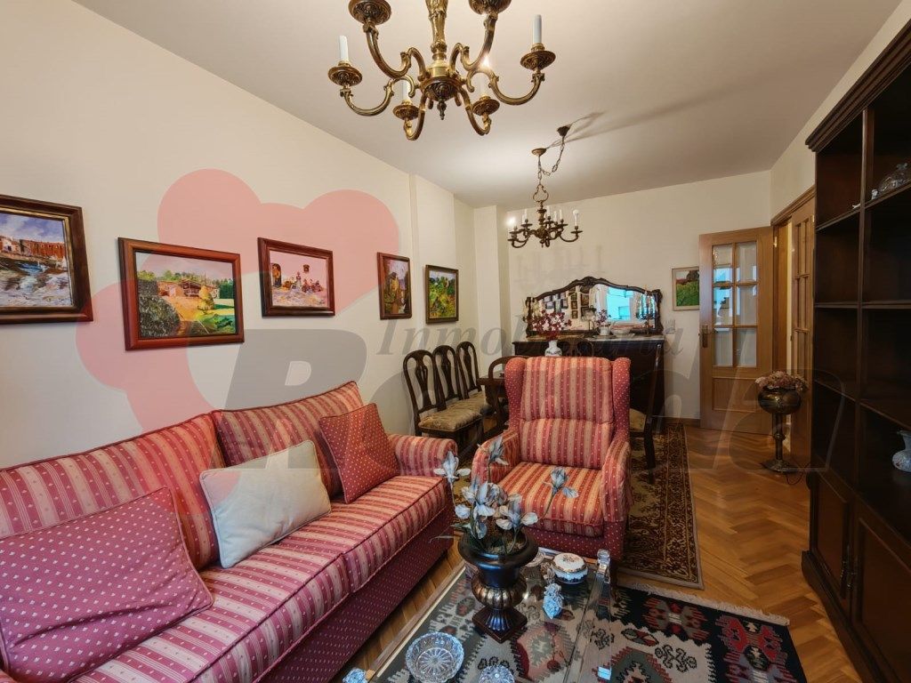 Sala de estar de Apartamento en venta en Lugo Capital con Horno