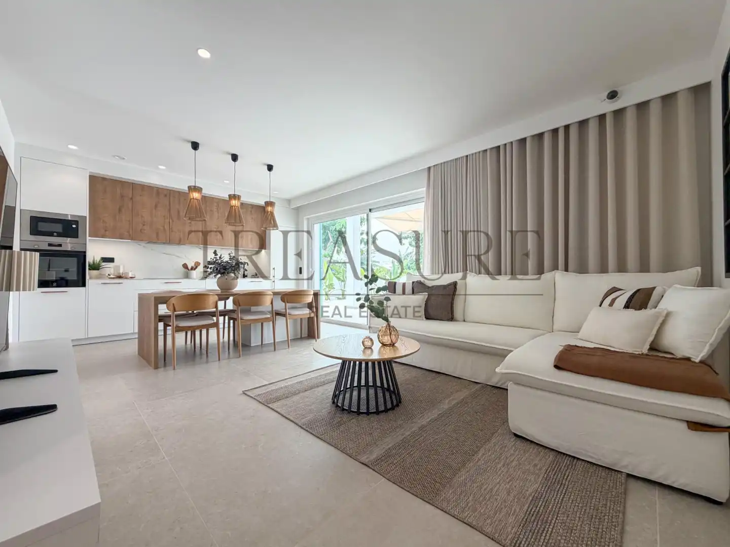 Sala d'estar de Planta baixa en venda en Pilar de la Horadada amb Aire condicionat, Jardí privat i Terrassa