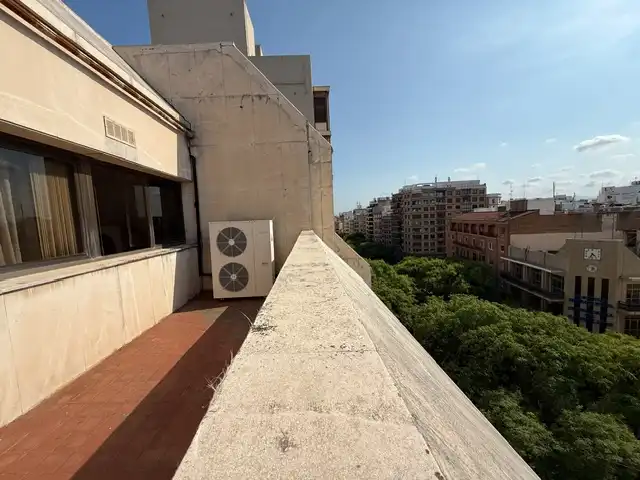 Terrassa de Oficina en venda en Castellón de la Plana / Castelló de la Plana amb Aire condicionat i Terrassa