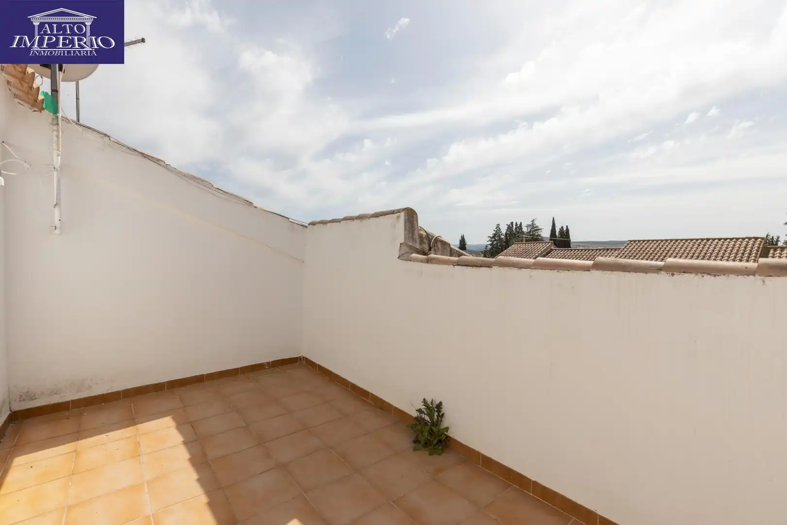 Garten von Haus oder Chalet zum Verkauf in Churriana de la Vega mit Klimaanlage, Terrasse und Balkon