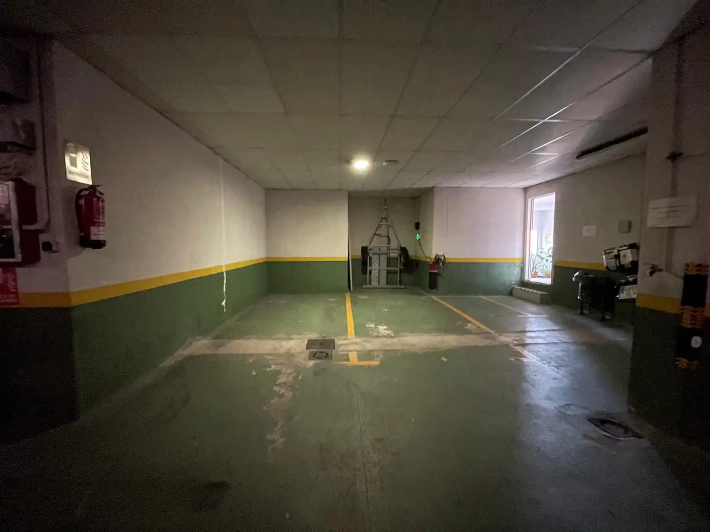 Parking de Dúplex en venta en San Agustín del Guadalix con Aire acondicionado, Calefacción y Parquet