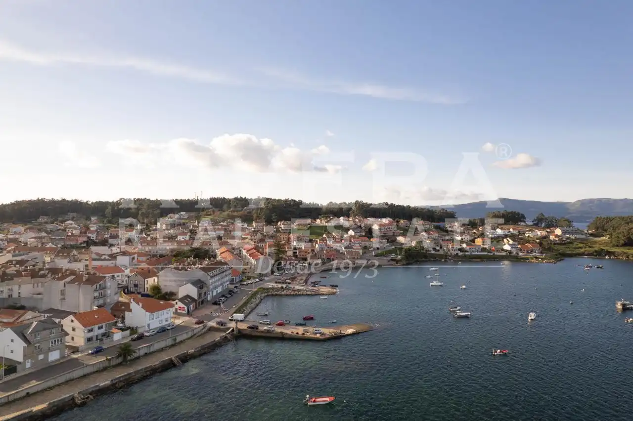 Vista exterior de Casa o chalet en venta en A Illa de Arousa  con Calefacción
