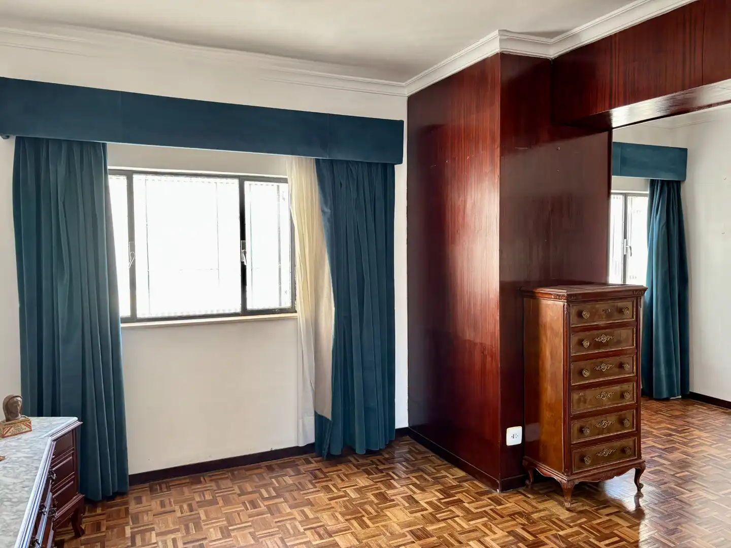 Habitación de Piso en venta en Málaga con Terraza y Balcón