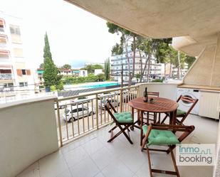 Dormitori de Apartament de lloguer en Salou amb Parquet, Terrassa i Moblat