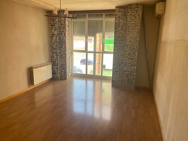 Bedroom of Flat for sale in  Madrid Capital