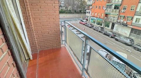 Foto 5 de Piso en venta en Avenida de Fuenlabrada, Descubridores - Escritores, Leganés