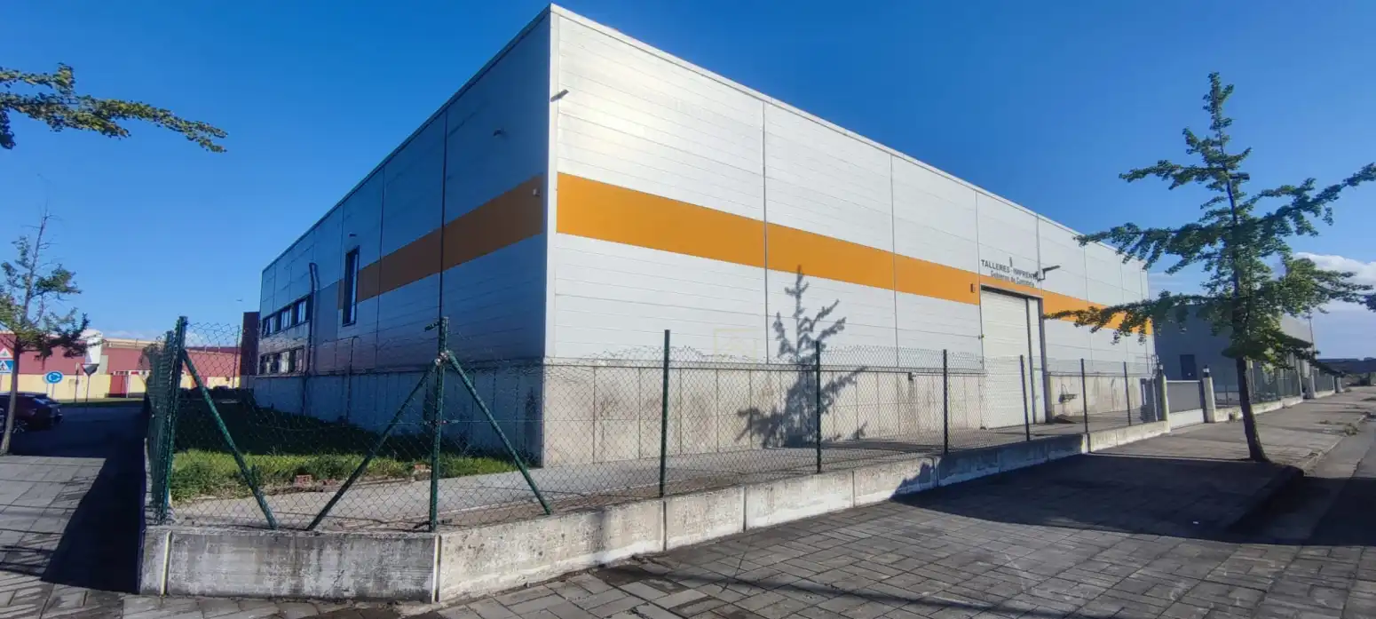 Industrial buildings for rent in C/ CESAR LLAMAZARES 2 Pl:00 Pt:06 PARCELA E3 /UA-A, 2, Peñacastillo - Nueva Montaña
