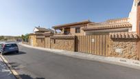 Exterior view of House or chalet for sale in Padul  with Terrace, Swimming Pool and Balcony